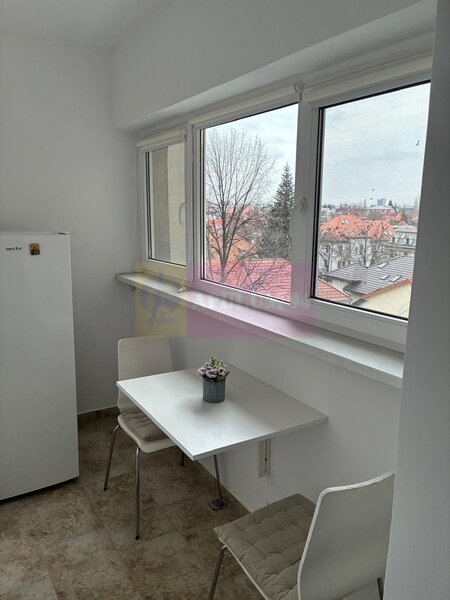 Garsoniera Calea Dorobantilor- stradal.